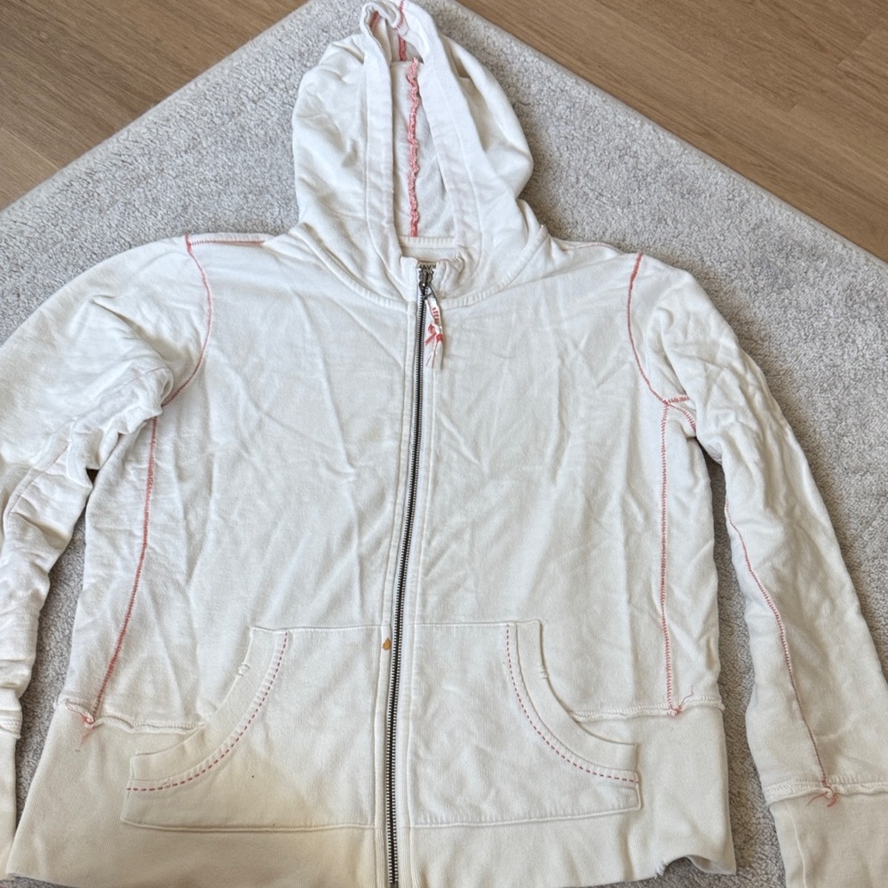 Old Navy White Fabric with orange Design